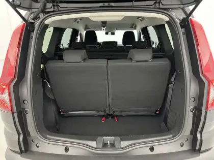 Photo 30 Dacia Jogger  Hybrid 140 7 places GSR2