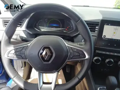Photo 14 Renault Captur  E-Tech full hybrid 145