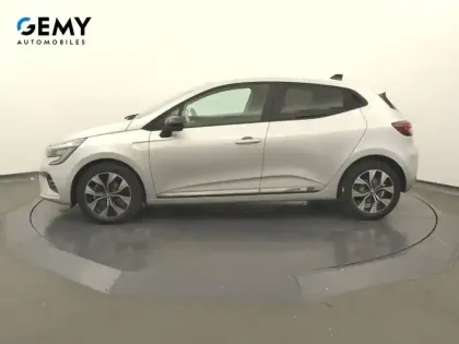 Photo 18 Renault Clio  Blue dCi 100