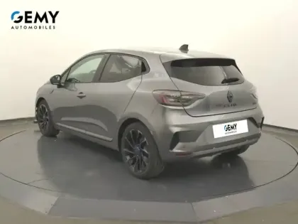 Photo 21 Renault Clio  E-Tech full hybrid 145