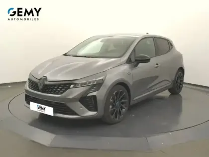 Photo 15 Renault Clio  E-Tech full hybrid 145