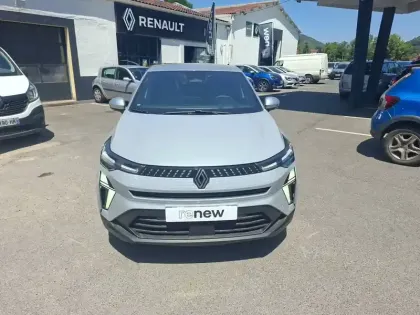 Photo 7 Renault Captur  E-Tech full hybrid 145 ch