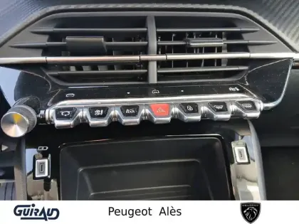 Photo 14 Peugeot 208  Hybrid 100 e-DCS6