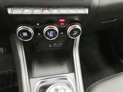 Photo 37 Renault Captur  TCe 100 GPL