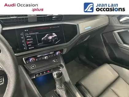 Photo 12 Audi Q3  35 TDI 150 ch S tronic 7