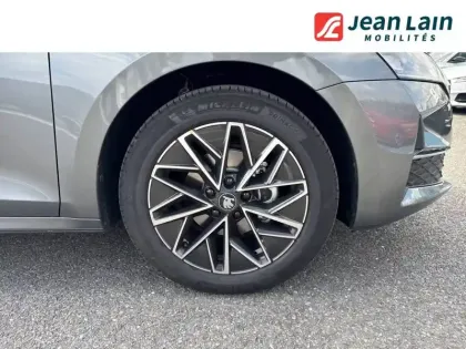 Photo 8 Skoda Octavia  Combi 1.5 TSI Hybrid 150 ch ACT DSG7
