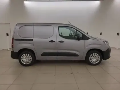 Photo 33 Peugeot Partner  FOURGON M 650 KG BLUEHDI 130 S&S EAT8