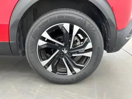 Photo 12 Peugeot 2008  PureTech 130 S&S EAT8