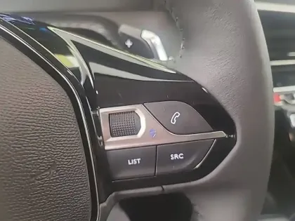 Photo 44 Peugeot 208  Hybrid 110 ch e-DCS6