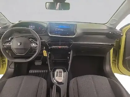 Photo 7 Peugeot 208  Hybrid 110 ch e-DCS6