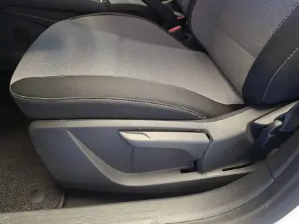Photo 33 Renault Clio  Blue dCi 100