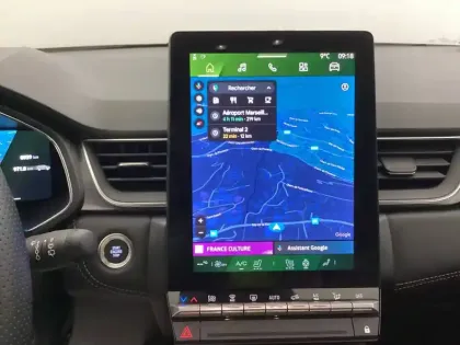 Photo 10 Renault Symbioz  E-Tech full hybrid 145