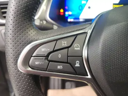 Photo 21 Renault Symbioz  E-Tech full hybrid 145