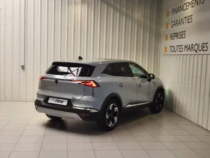 Photo 15 Renault Symbioz  E-Tech full hybrid 145