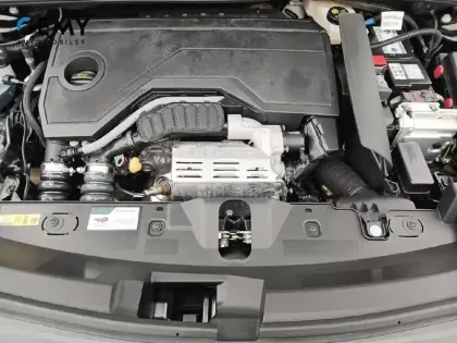 Photo 35 Peugeot 2008  Hybrid 145 e-DCS6