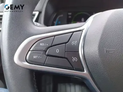 Photo 13 Renault Clio  E-Tech full hybrid 145