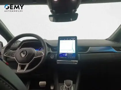 Photo 7 Renault Captur  E-Tech full hybrid 145 ch