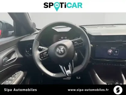 Photo 12 Alfa Romeo Junior  1.2 Ibrida 145 ch e-DCT6