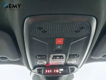 Photo 37 Peugeot 2008  Hybrid 145 e-DCS6