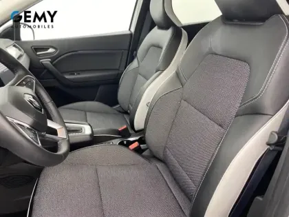 Photo 8 Renault Captur  E-Tech 145 - 21