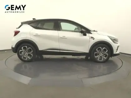 Photo 22 Renault Captur  E-Tech 145 - 21