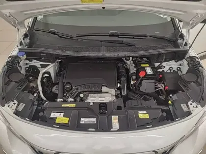 Photo 28 Peugeot 3008  Puretech 130ch S&S BVM6