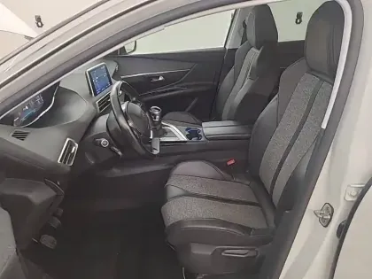 Photo 36 Peugeot 3008  Puretech 130ch S&S BVM6