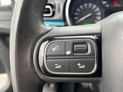 Photo 35 Citroën C3  BlueHDi 100 S&S BVM6