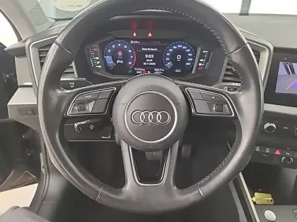 Photo 8 Audi A1  Sportback 25 TFSI 95 ch S tronic 7