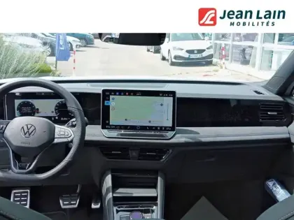 Photo 17 Volkswagen Tiguan  1.5 eTSI 150ch DSG7