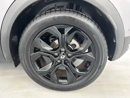 Photo 28 Renault Captur  E-Tech 145