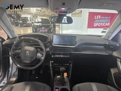 Photo 7 Peugeot 2008  PureTech 130 S&S BVM6