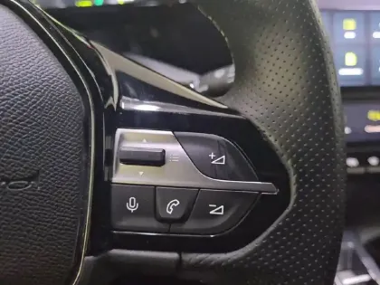Photo 27 Peugeot 408  PHEV 225 e-EAT8