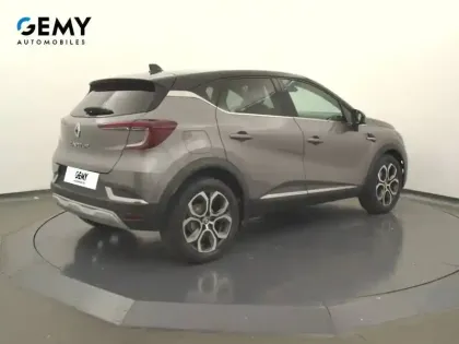 Photo 38 Renault Captur  mild hybrid 160 EDC