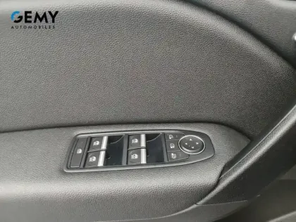 Photo 36 Renault Captur  mild hybrid 160 EDC