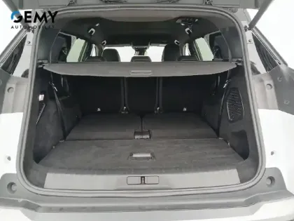 Photo 30 Peugeot 5008  Hybrid 145 ch e-DCS6
