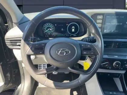 Photo 11 Hyundai Bayon  1.0 T-GDi 100 Hybrid 48V