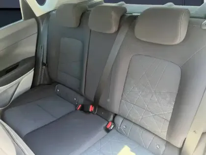 Photo 12 Hyundai Bayon  1.0 T-GDi 100 Hybrid 48V