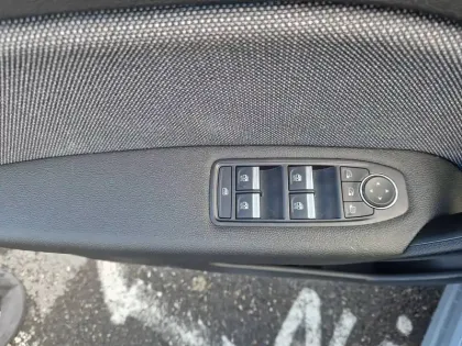 Photo 26 Renault Captur  TCe 90 ch