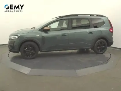 Photo 18 Dacia Jogger  Hybrid 140 7 places GSR2