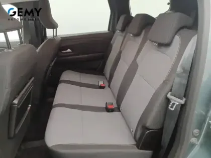 Photo 9 Dacia Jogger  Hybrid 140 7 places GSR2