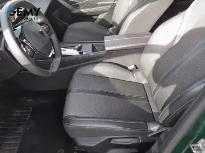 Photo 8 Peugeot 308  PHEV 180 e-EAT8