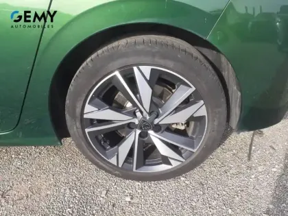 Photo 10 Peugeot 308  PHEV 180 e-EAT8