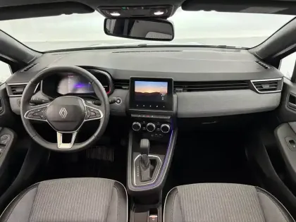 Photo 45 Renault Clio  E-Tech full hybrid 145 ch GSR2