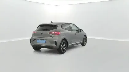 Photo 21 Renault Clio  E-Tech full hybrid 145 ch GSR2