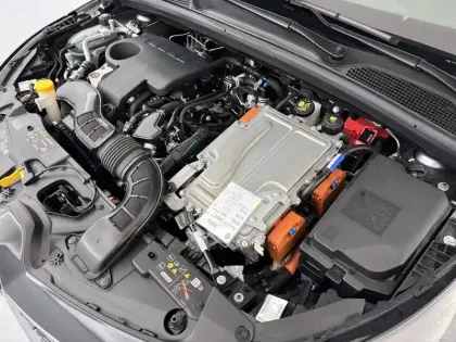 Photo 43 Renault Clio  E-Tech full hybrid 145 ch GSR2