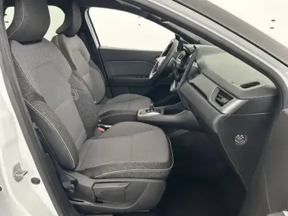 Photo 27 Renault Captur  E-Tech full hybrid 160 ch