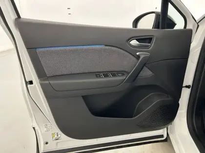 Photo 24 Renault Captur  E-Tech full hybrid 160 ch