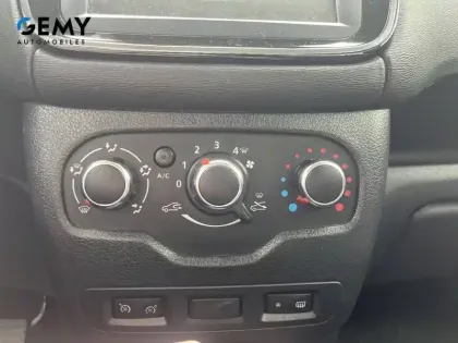 Photo 15 Dacia Lodgy  Blue dCi 115 7 places