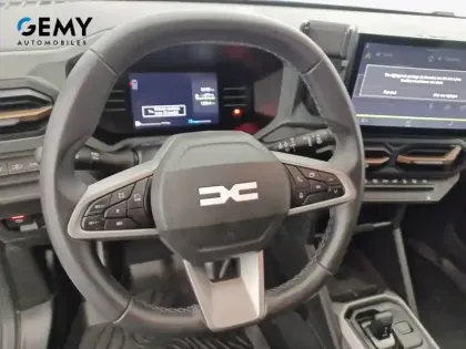 Photo 28 Dacia Duster  Hybrid 140